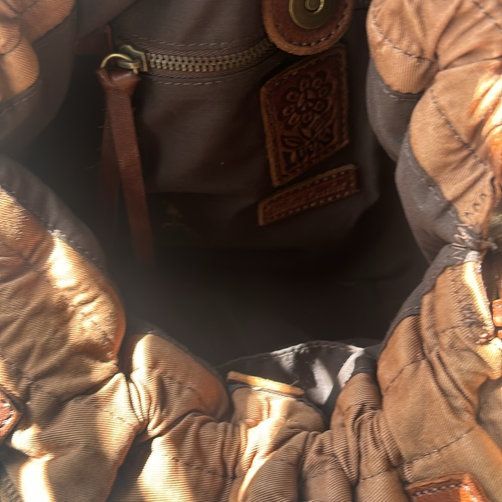 Lucky Brand Italian Brown Leather Tulip Drawstring Shoulder Bag Purse Tote - Picture 7 of 11